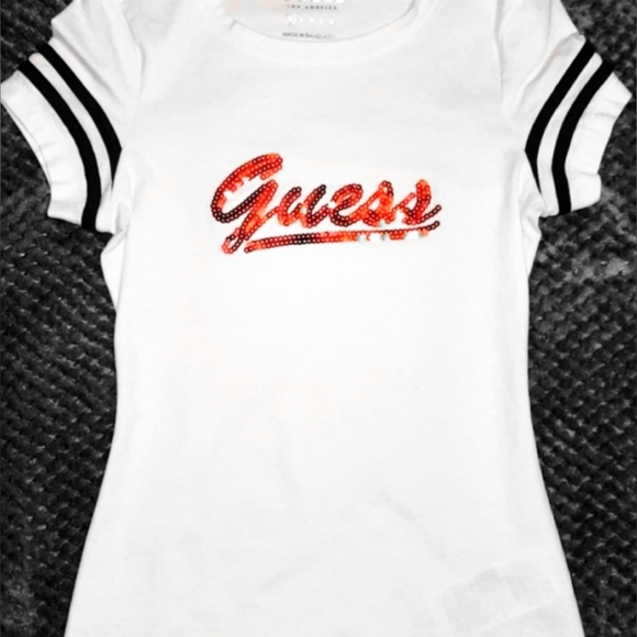 Guess Tops - NWOT Guess Shirt